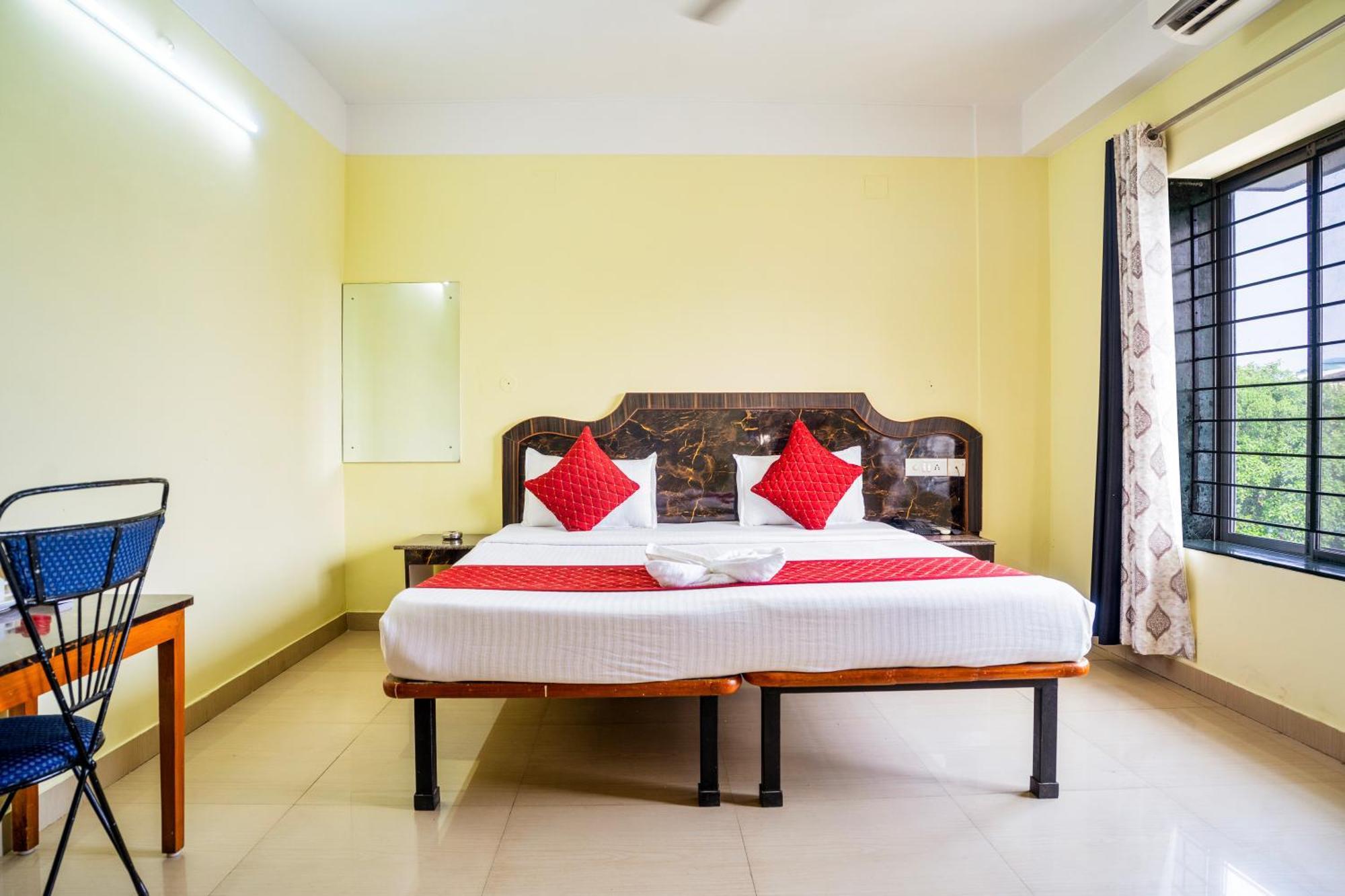 Hotel Niladrii Galaxy Sziliguri Kültér fotó